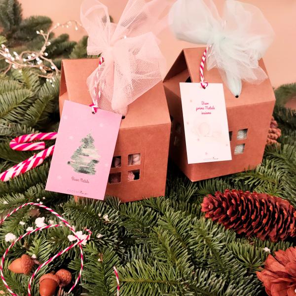 regalo-di-buon-augurio-cofanetto-regalo-casetta-scarpine-nascita-0-3m